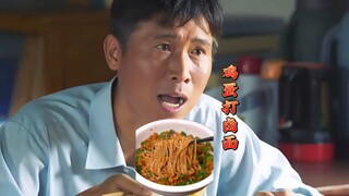 ถ้ากินบะหมี่ไม่กระเทียม รสชาติจะหมดไปครึ่งหนึ่ง และต้องหลบเลี่ยงแม้เจ้านายจะมา!