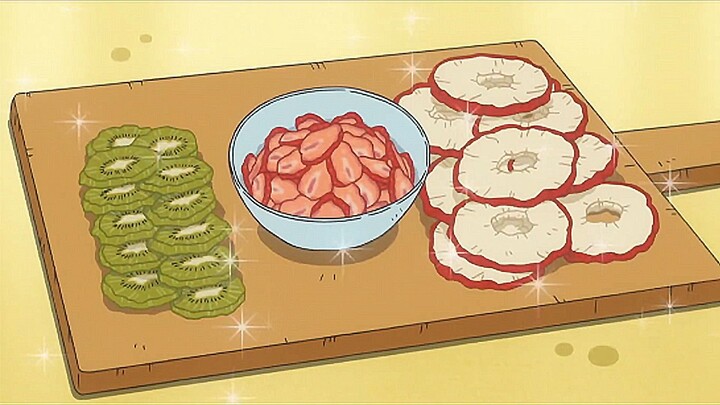 "The dried fruit has an endless aftertaste and retains the essence of fresh fruit. In this flashy wo