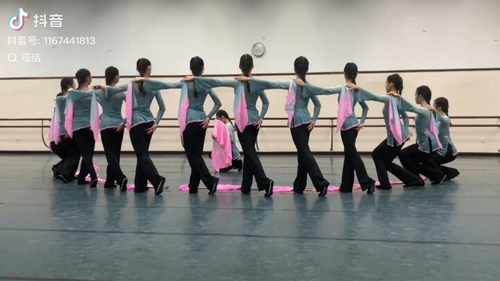 胶州秧歌《半壶纱》