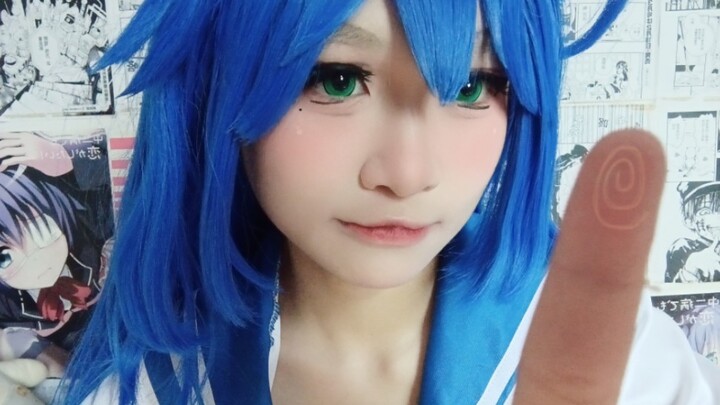 “Nih, Seragam Sailor!”