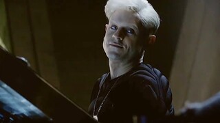 为抵御外星生物士兵独守哨塔100天