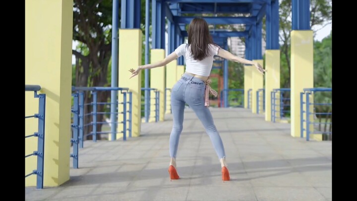 富婆七奈牛仔裤合集