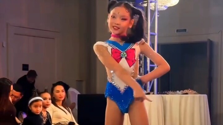 การ์ตูนในวัยเด็กที่เซลีนาและฉันชอบที่สุดอย่าง “เซเลอร์มูน”