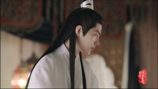 【既是白衣神官，也是黑袍将领】 霓为衣兮风为马，他身上杂糅着出世与入世的圣洁和肃穆