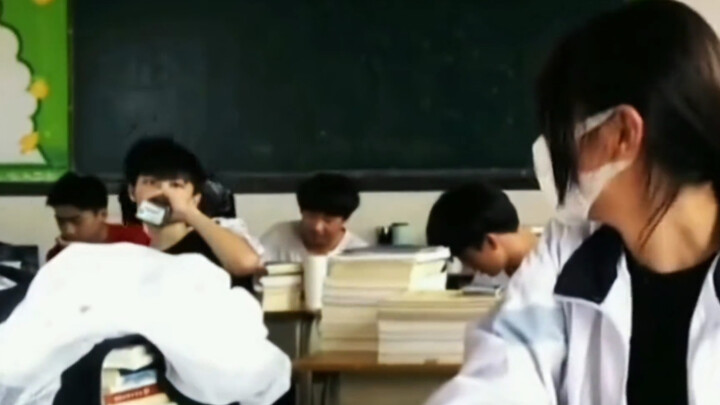 Apakah ini kebetulan?