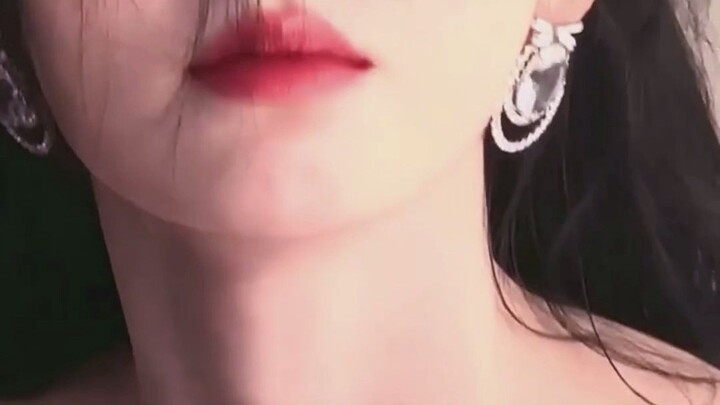 【จวีจิ้งอี】ความงามและฝีมือที่ไอดอลหญิงพึงมี เธอมีครบหมด