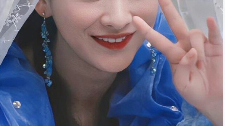 Holy crap! She’s so clear-headed and genuine—so fearless with what she says. No wonder she shot stra