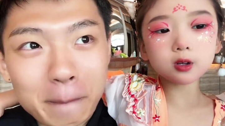 Kakak Perempuan Level Penuh