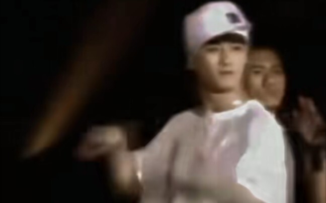 早期hiphop檀（视频从11秒开始高能，鬼知道这段舞我看了多少次