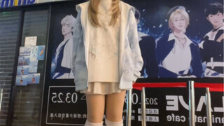 在a咖海报面前跳way4luv简直就是小雾见大雾！！