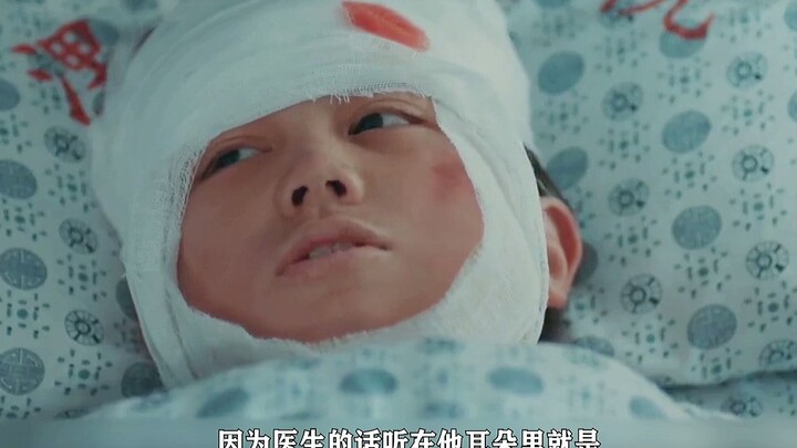 كوميديا مضحكة: «الماهر الماهر الأعلى مهارة» — رجل ينتقل إلى العصور القديمة حاملاً رشاشًا، فكل زعماء 