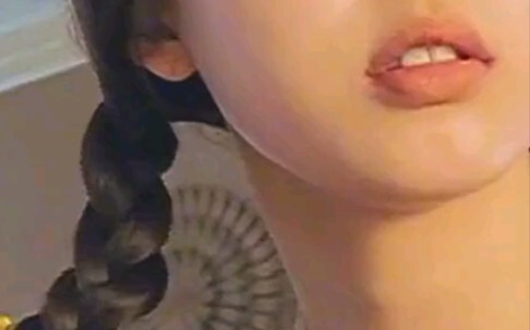 Nayeon mặt mộc đẹp chết mất thôi (*˘︶˘*).。.:*♡