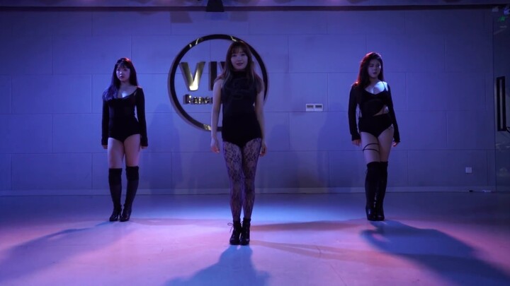 Original high heel choreographer Mei Tong teacher & student group class beautiful beautiful