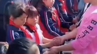 孩子们一定要好好读书，不读书这辈子就完了