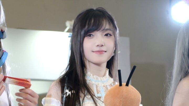 【蒋七七】20241222，上海第一届IP Plus动漫游戏嘉年华嘉宾演出 in 申迪文化中心【竖屏直拍2】