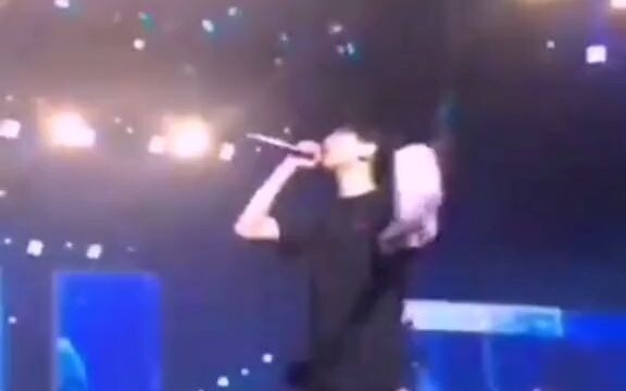 เสียงสูงระดับอากาศที่ทำให้พี่ชเววอนยูต้องคุกเข่า จิตวิญญาณแห่งการร้องของแร็ปเปอร์เวอร์นอน ชเวฮันซอล 