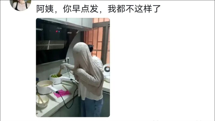 Seorang perempuan di Yunnan unggah video ibunya memasak ke internet dan langsung viral: “Sama persis