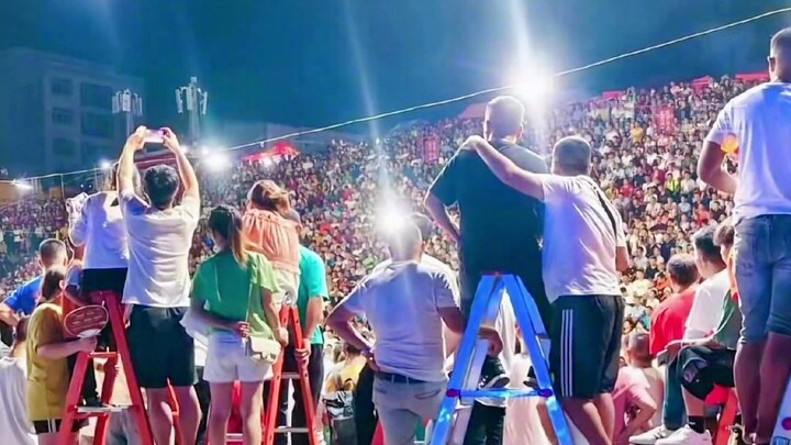 Guizhou Village Basketball Finals Go Viral Abroad—Fans: “This Is True, Unadulterated Passion”