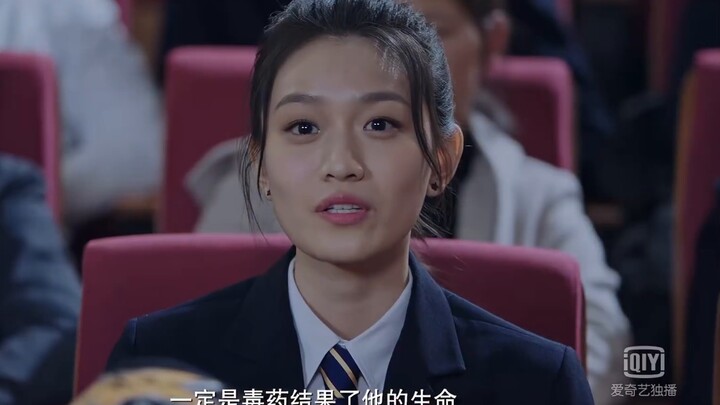 I heard that this is the photo Hu Xianxu wants to delete the most. The women's clothing is beautiful