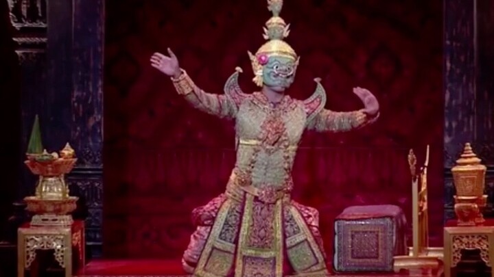 Adegan pertama "Pertempuran Miyaravana" dalam Drama Kerajaan Kong Thailand "Ramayana"