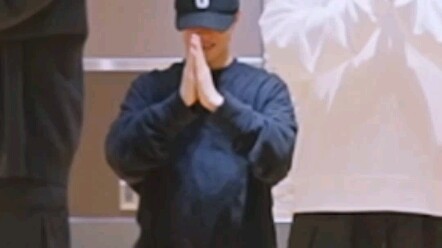 LAI-LA-LA Ohashi Kazuya quay trực tiếp trong phòng tập