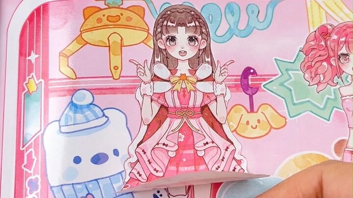 Đúng rồi! Đây chính là miếng dán thay trang phục không viền mà tôi cần!