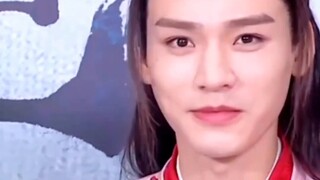 [Wen Kexing　Layar Vertikal] Segera setelah Anda muncul di panggung, saya tahu bahwa Tuan Wen Wen dan