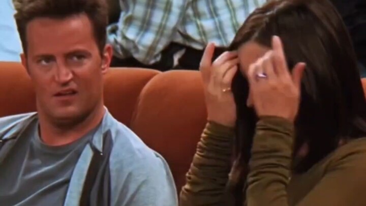 Begitu Monica panik, ia langsung mengkhianati Chandler!