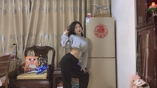 Dance practice//weight loss ing~ (it doesn't seem to be very thin)