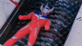 There is no Ultraman in this world
