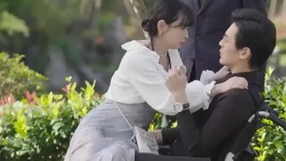 หมอเทพน้อยลงเขาตามหาสามี ดันรักษาขาคนแปลกหน้าโดยไม่คิด