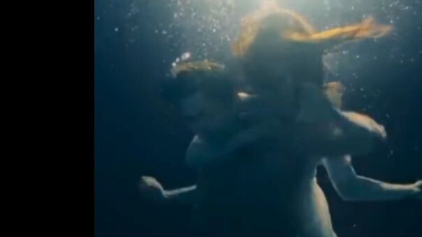 Loving a ghost is not cursed 😔