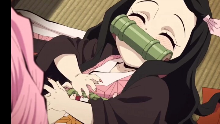 Cô bé Mitsuri và cô bé Mitsume đáng yêu quá!