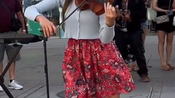 Waiting for  love 🎻❤️