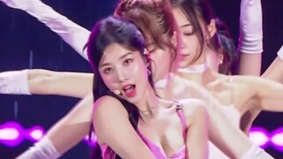 粉色凉鞋美晕！【权恩妃】230811拼盘演唱会The Flash舞台！