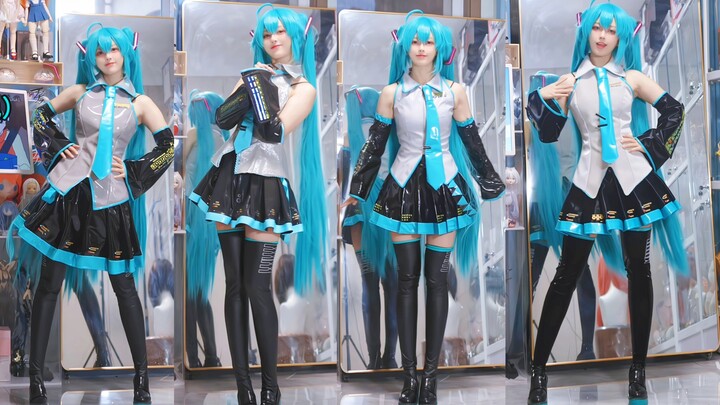 ⚡Spending five figures on a cosplay outfit just to perfectly recreate my favorite character!⚡ A tota