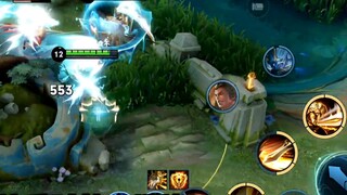 Xiaokun memainkan jeruk bali rebus Doraemon bz