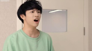 หญิงชราในเซี่ยงไฮ้ทุ่มเงินมหาศาลจุดพลุไฟบนดาดฟ้าและเต้นรำตามเพลงใหม่ของ IVE ที่ชื่อ After Like