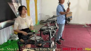 Bản Hòa Tấu Trái Tim Tình Si Phong Cách Rock Của Drum Ni Ni