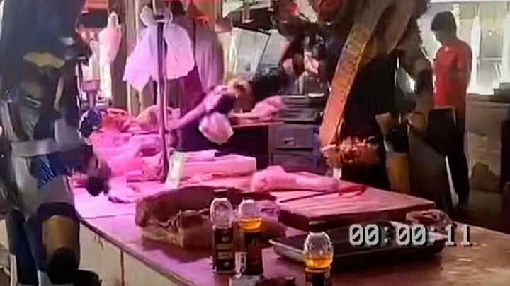 Khi đó Kamen Rider vẫn còn bình thường và có thật.