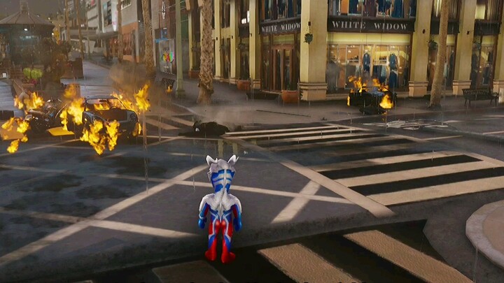 Little Ciro đang bốc cháy