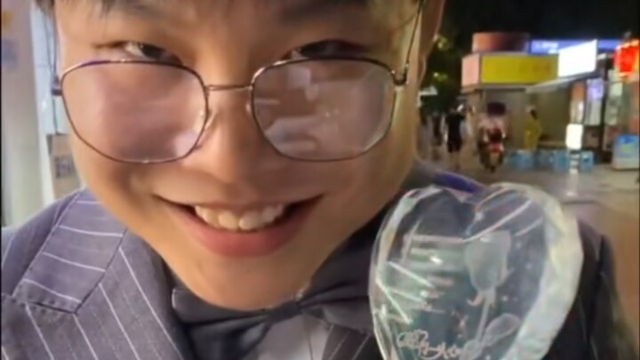 Little genius at arranging merchandise—oh, what a terrible sense of ritual!