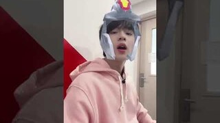 TNT时代少年团 Liu Yaowen (刘耀文) - Kuaishou update 06.09.2021