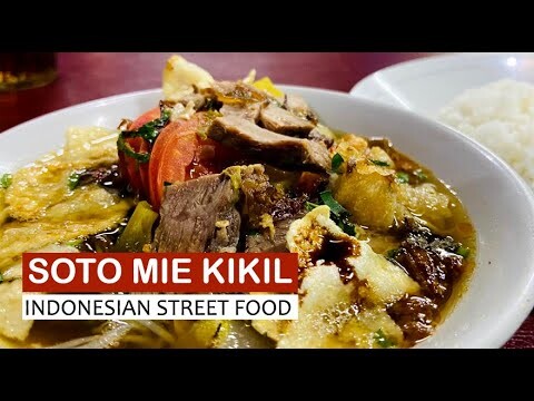 ASMR street food Indonesia 2021 | Beef soup street food Indonesian noodle Soto Mie Bogor