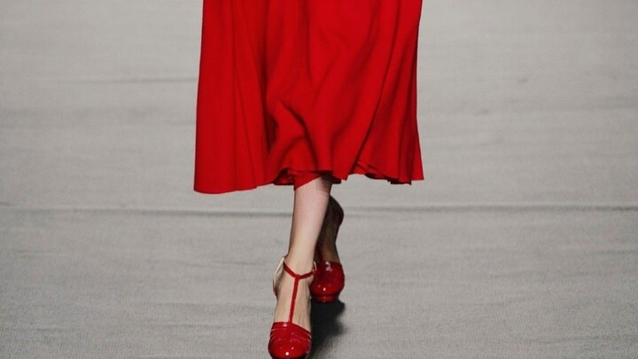 [All Are Queens] Come help lift the skirts of these glamorous ladies!! Ahead lies a fur-clad expert～