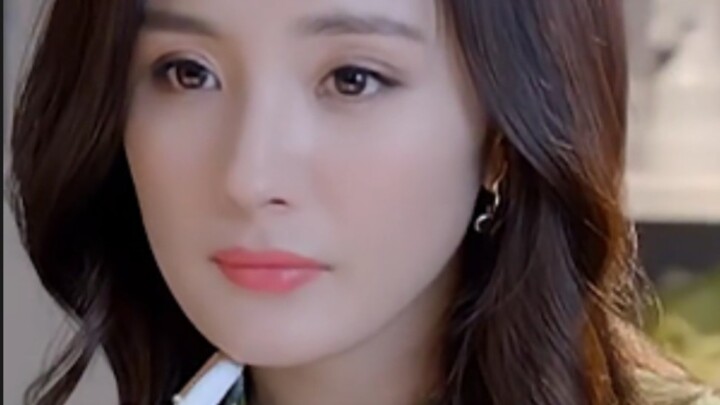 مع طبيعة يانغ مي النفسية، النجاح أمر حتمي. واعية تمامًا في عالم البشر.