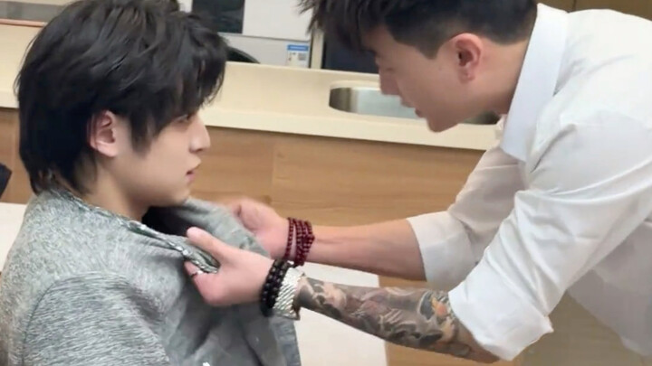 Anh ấy thật sự mê mèo con… #AnhEmGái #ÁpChếHuyếtMạch #CuộcSốngThườngNgàyCủaAnhEmGái