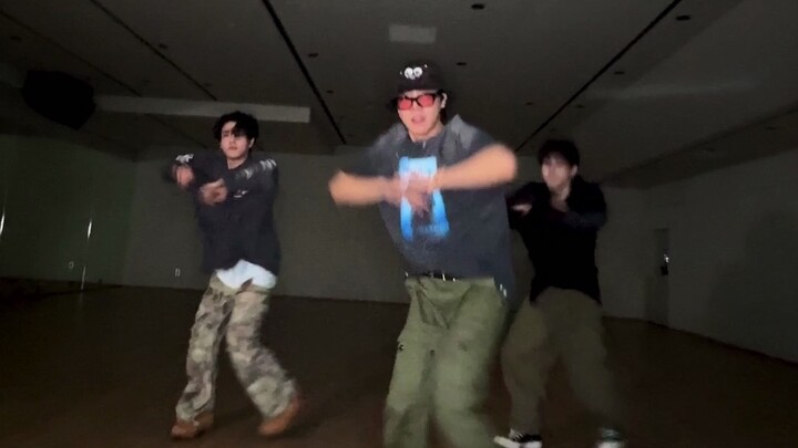 ท้าเต้นเพลง “Outside” และ “Killin’ it Girl” ของ เหลียงเจินหยวน, เซิ่นไจ้หลุน และ ชุงโฮซอก!!