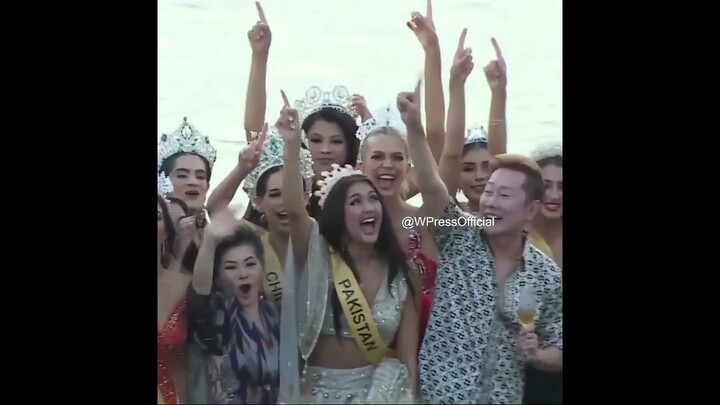 Hoa Hậu Thùy Tiên mặc dạ hội xuống biển với Hoa Hậu Thiên Ân, thí sinh Miss Grand International 2022