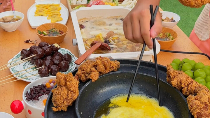 Pria yang bisa memasak tidak romantis, justru pria yang mau memasak untukmu itulah yang romantis
